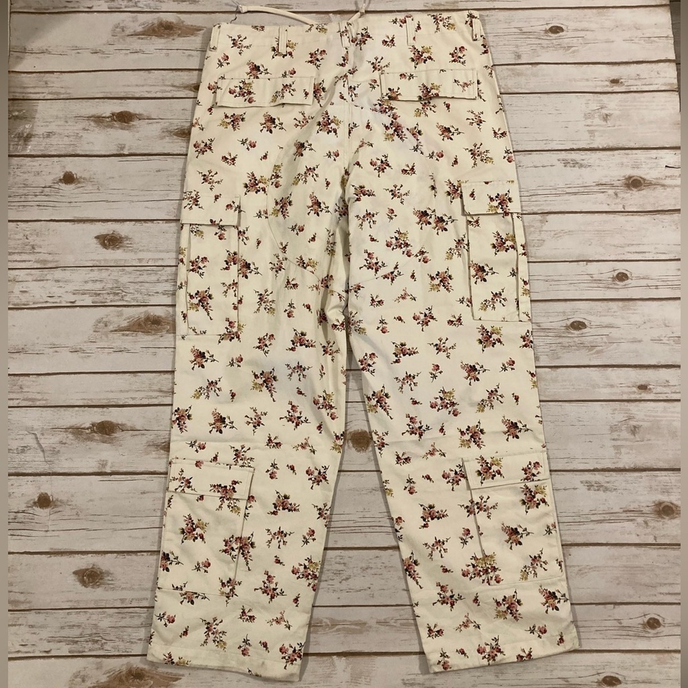 HUF co-ord utility cargo trousers in white with all over floral print Size XL - Picture 12 of 16